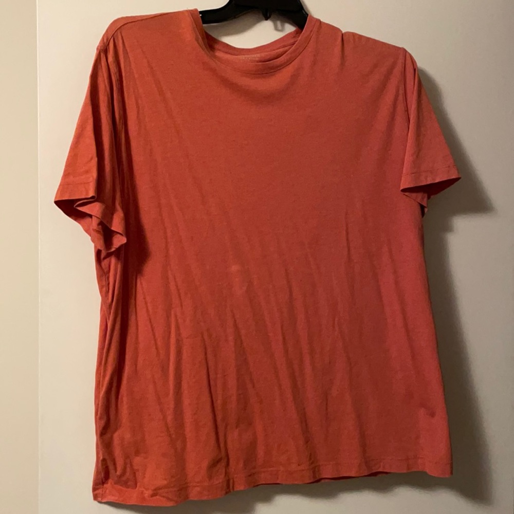 Sonoma Lifestyle short sleeve orange tee